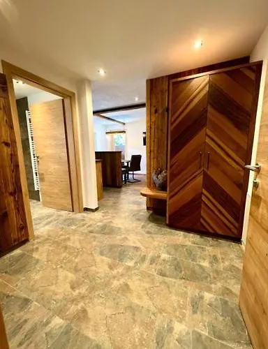 Thomas Apartman